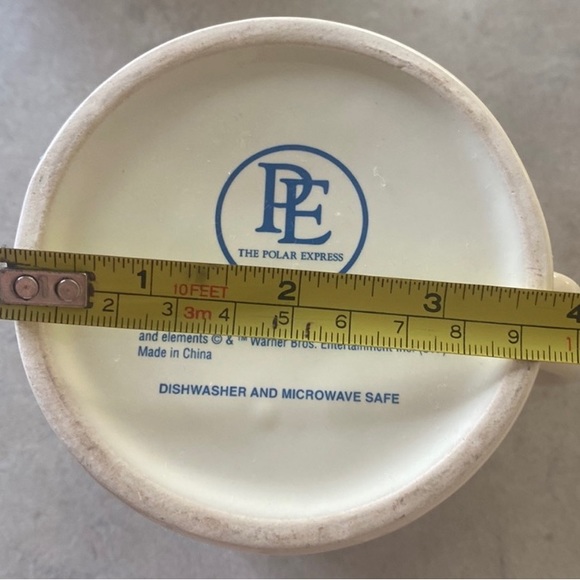 Polar Express 16 Oz Mug Exc Condition - Picture 6 of 9